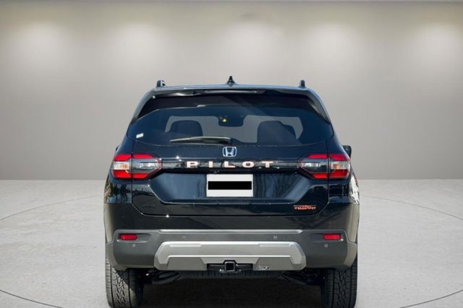 New 2026 Honda Pilot TrailSport image 4