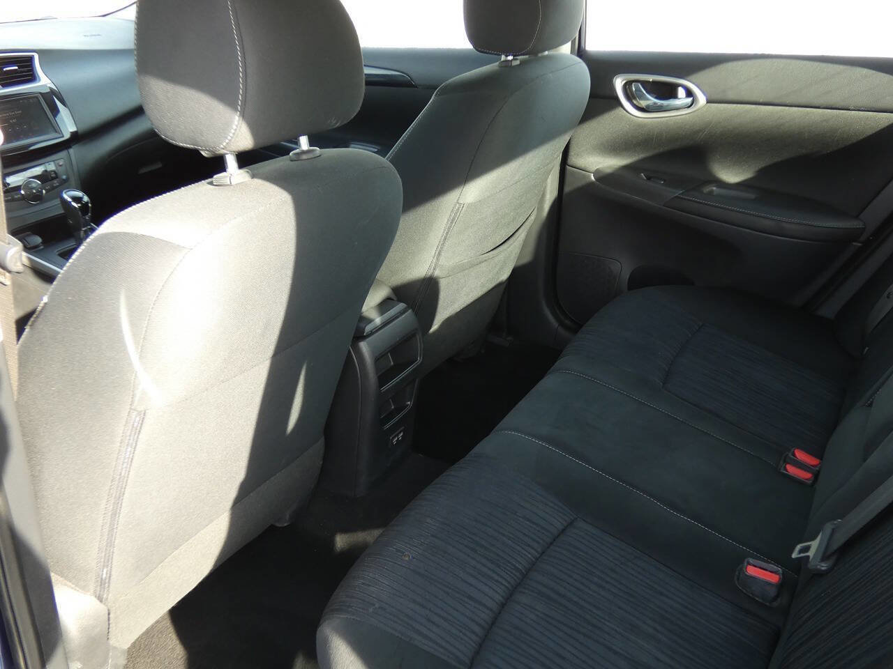 Used 2019 Nissan Sentra SV image 15