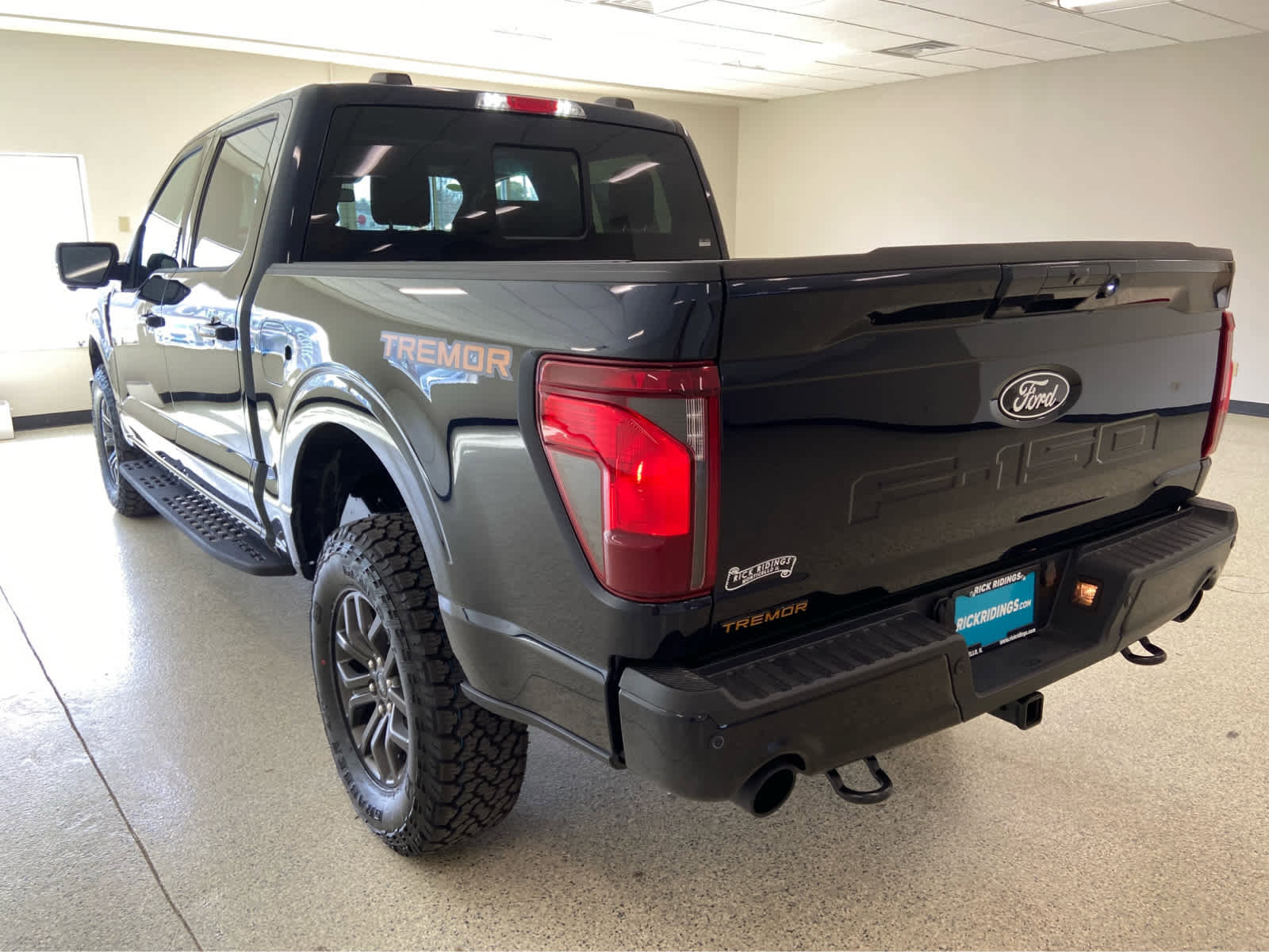 New 2026 Ford F150 Tremor w/ Bed Utility Package image 8