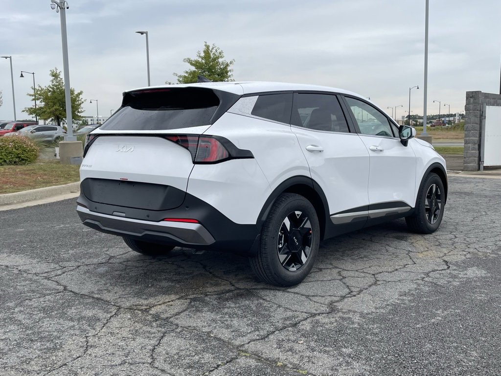 New 2026 Kia Sportage LX image 8