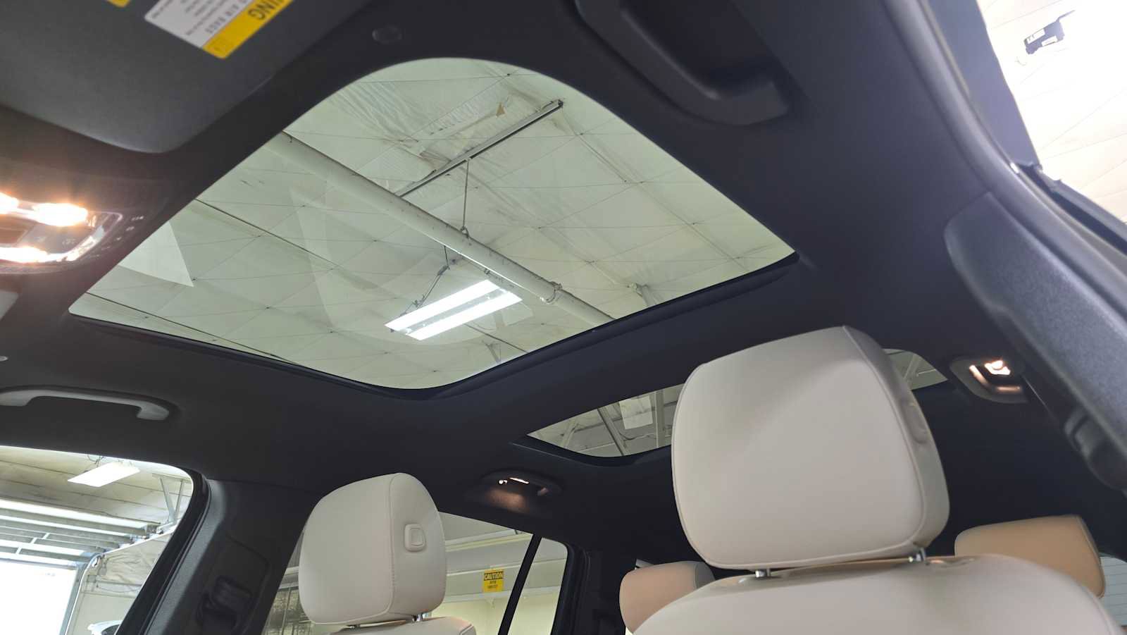 Certified 2025 Mercedes-Benz GLB 250 4MATIC image 22