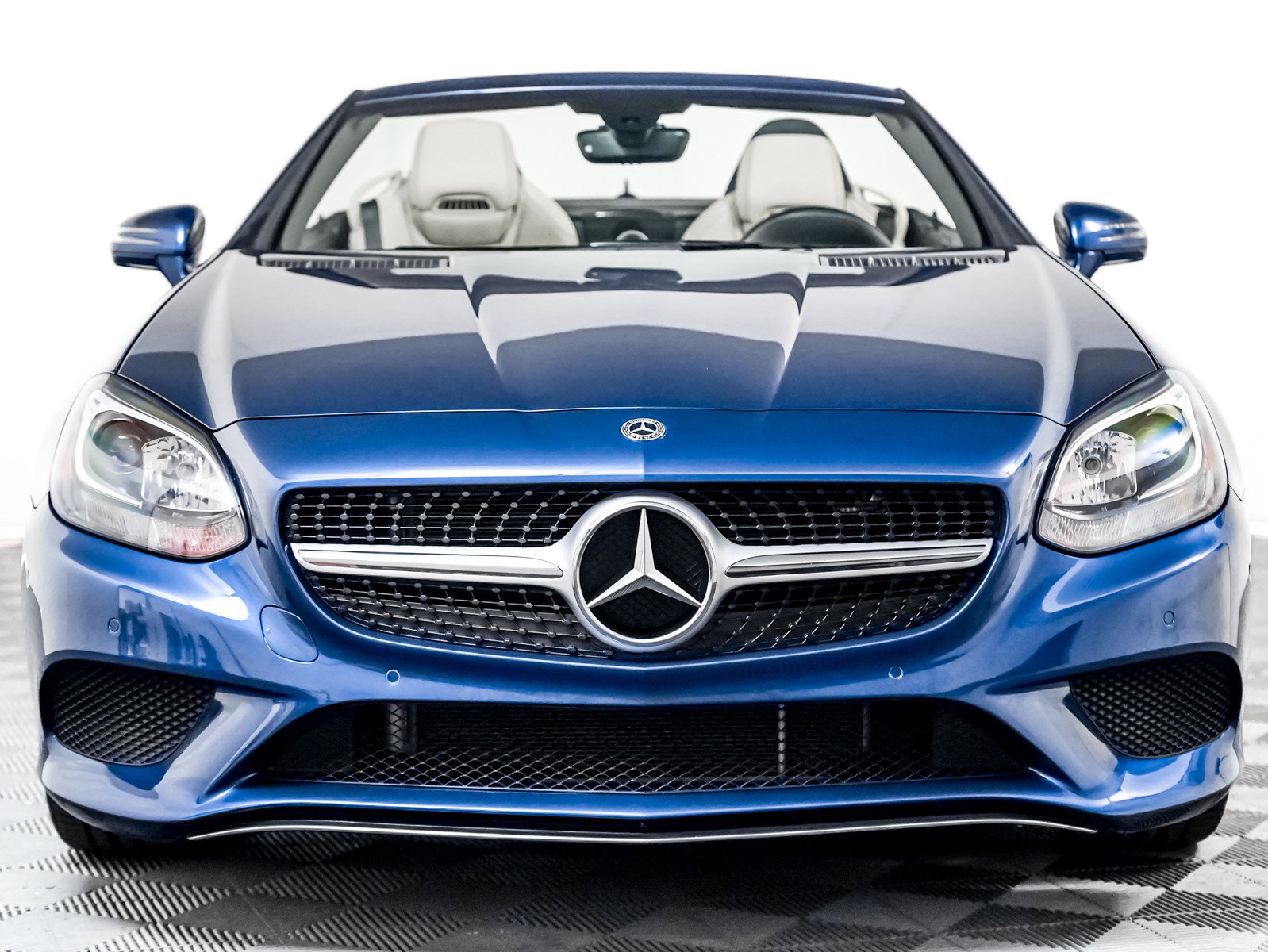 Certified 2020 Mercedes-Benz SLC 300 image 8