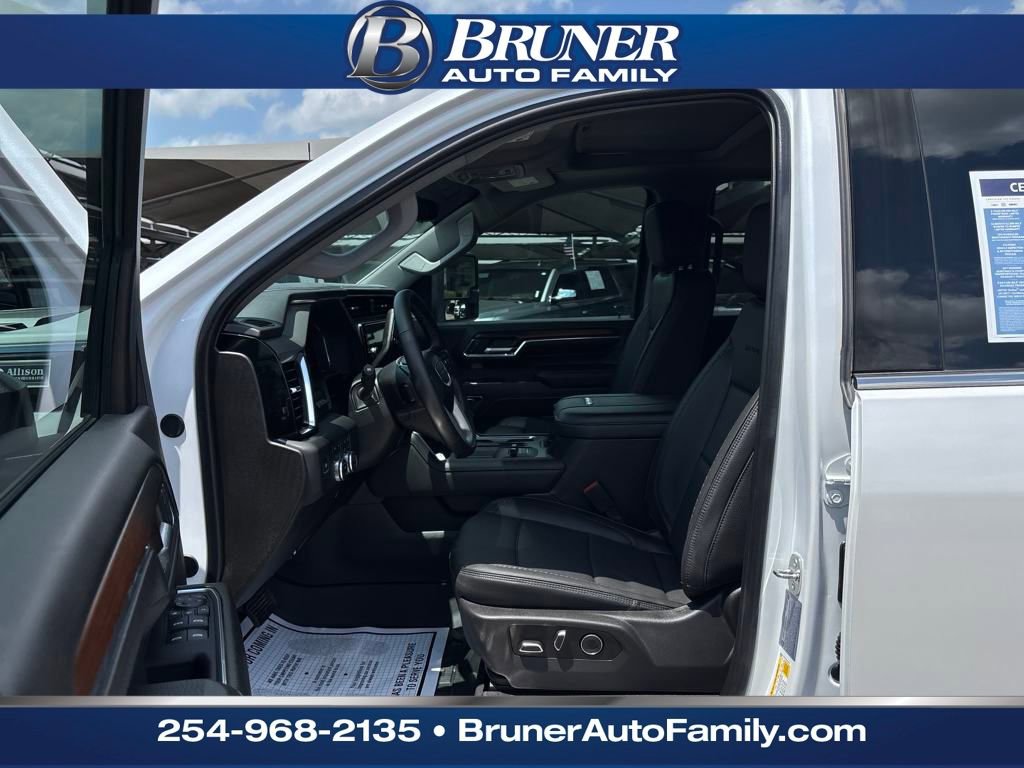 Used 2024 GMC Sierra 3500 Denali w/ Denali Reserve Package image 11