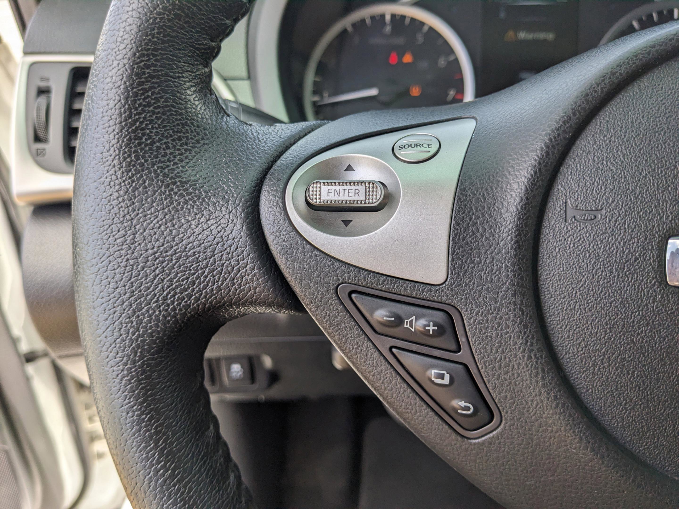 Used 2018 Nissan Sentra SV image 30