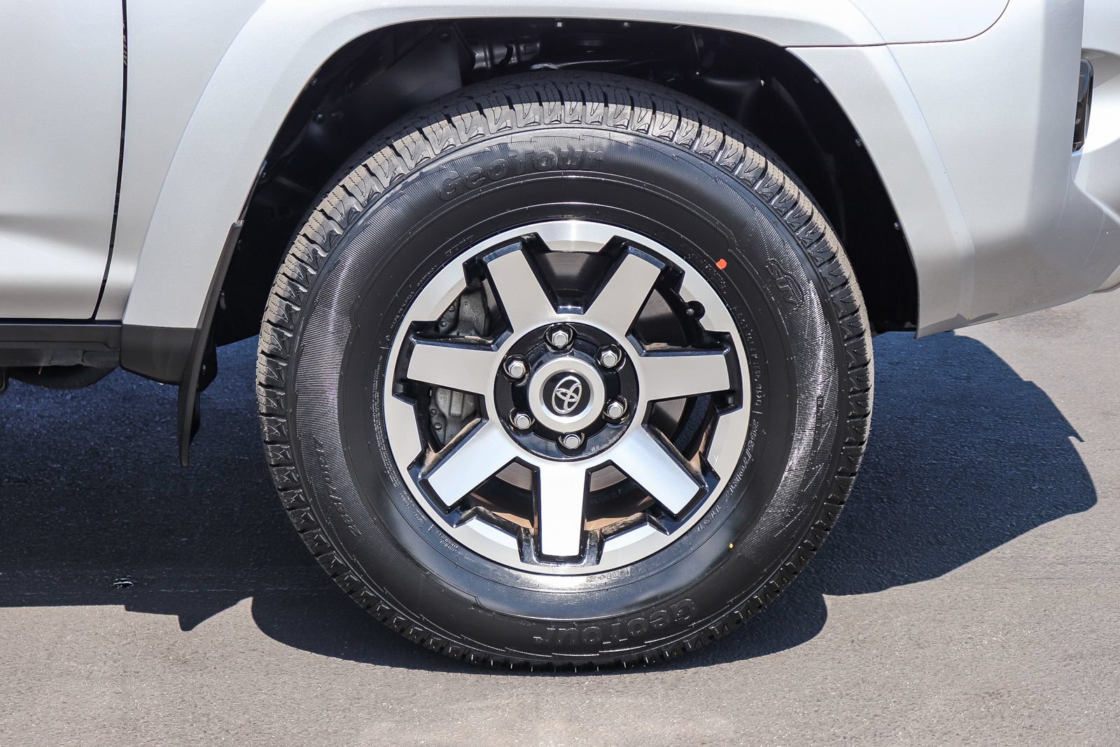 Certified 2023 Toyota 4Runner TRD Off-Road Premium AWD/4WD image 11