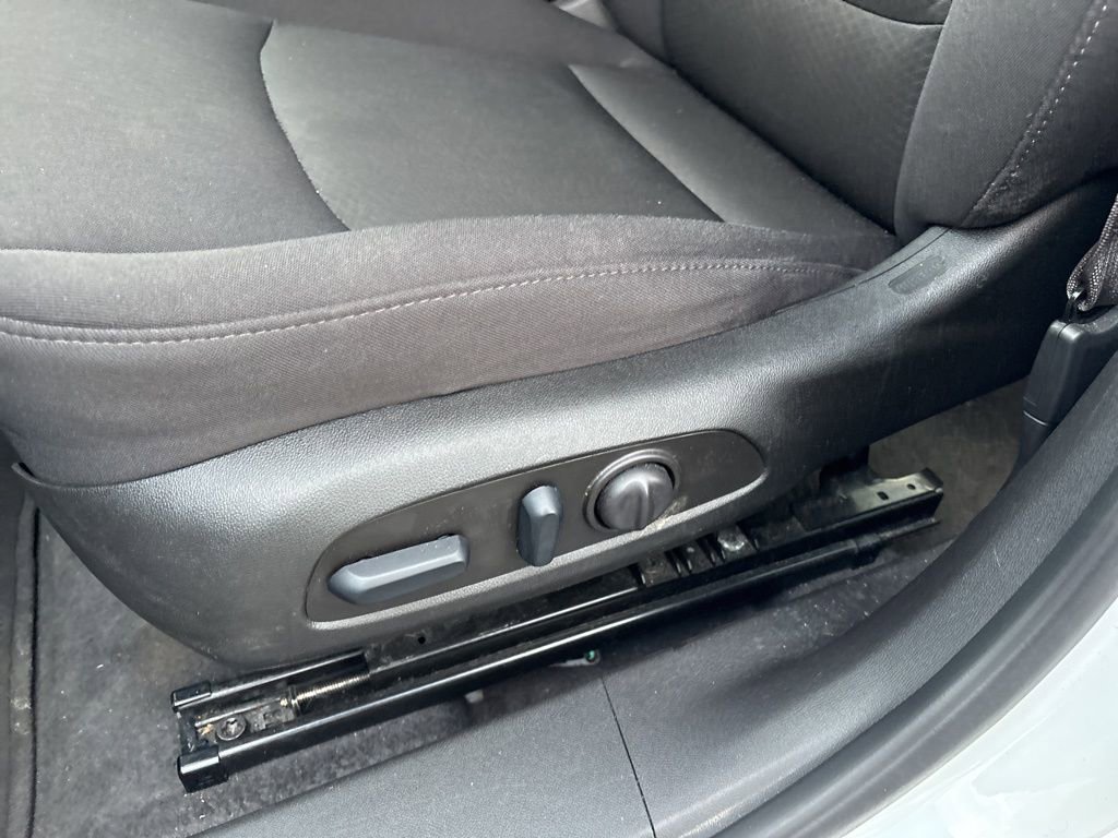 Used 2024 Chevrolet Malibu LT image 26