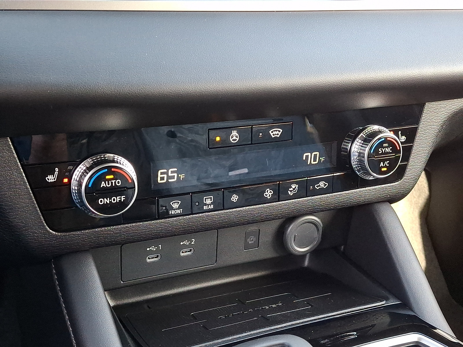 New 2026 Mitsubishi Outlander LE AWD/4WD image 13