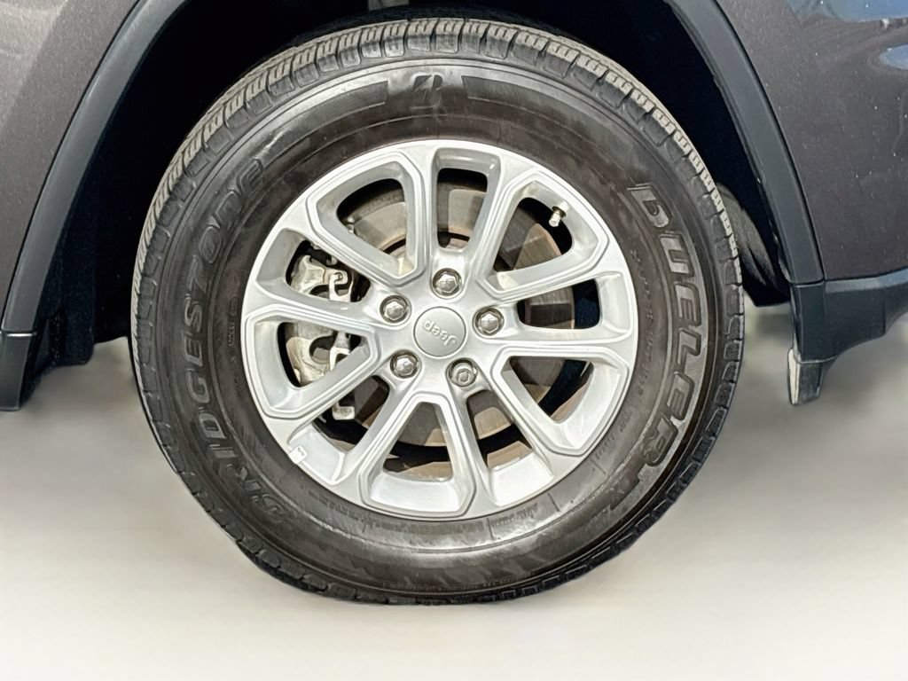 Used 2021 Jeep Grand Cherokee Laredo X RWD image 31