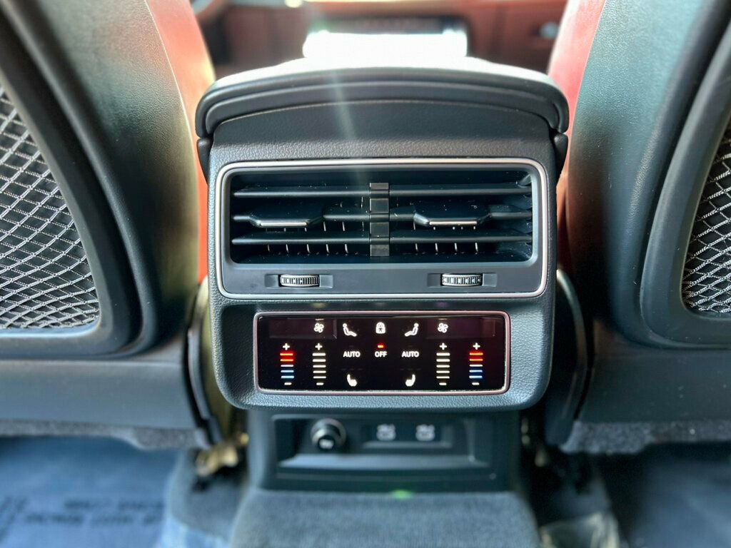Used 2021 Audi SQ8 Prestige w/ Prestige Package image 19