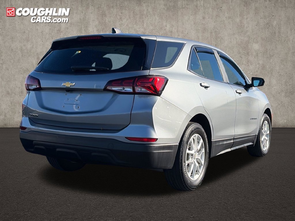 Used 2023 Chevrolet Equinox LS FWD image 8