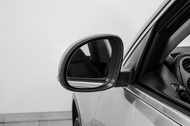 Used 2013 Volkswagen Tiguan SE AWD/4WD image 36
