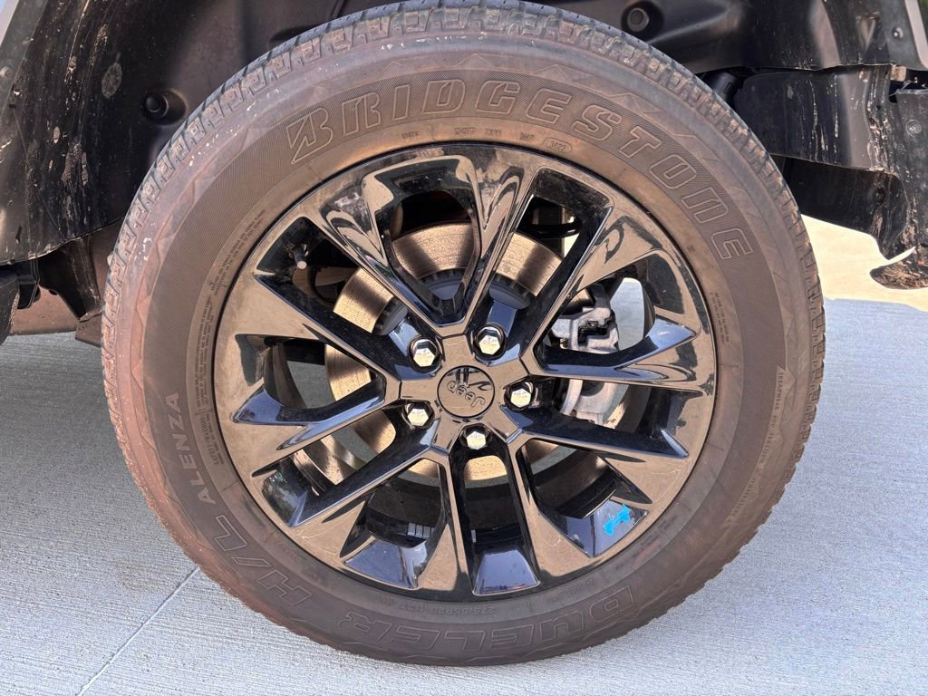 Used 2023 Jeep Wrangler Unlimited Sahara w/ Cold Weather Group AWD/4WD image 9
