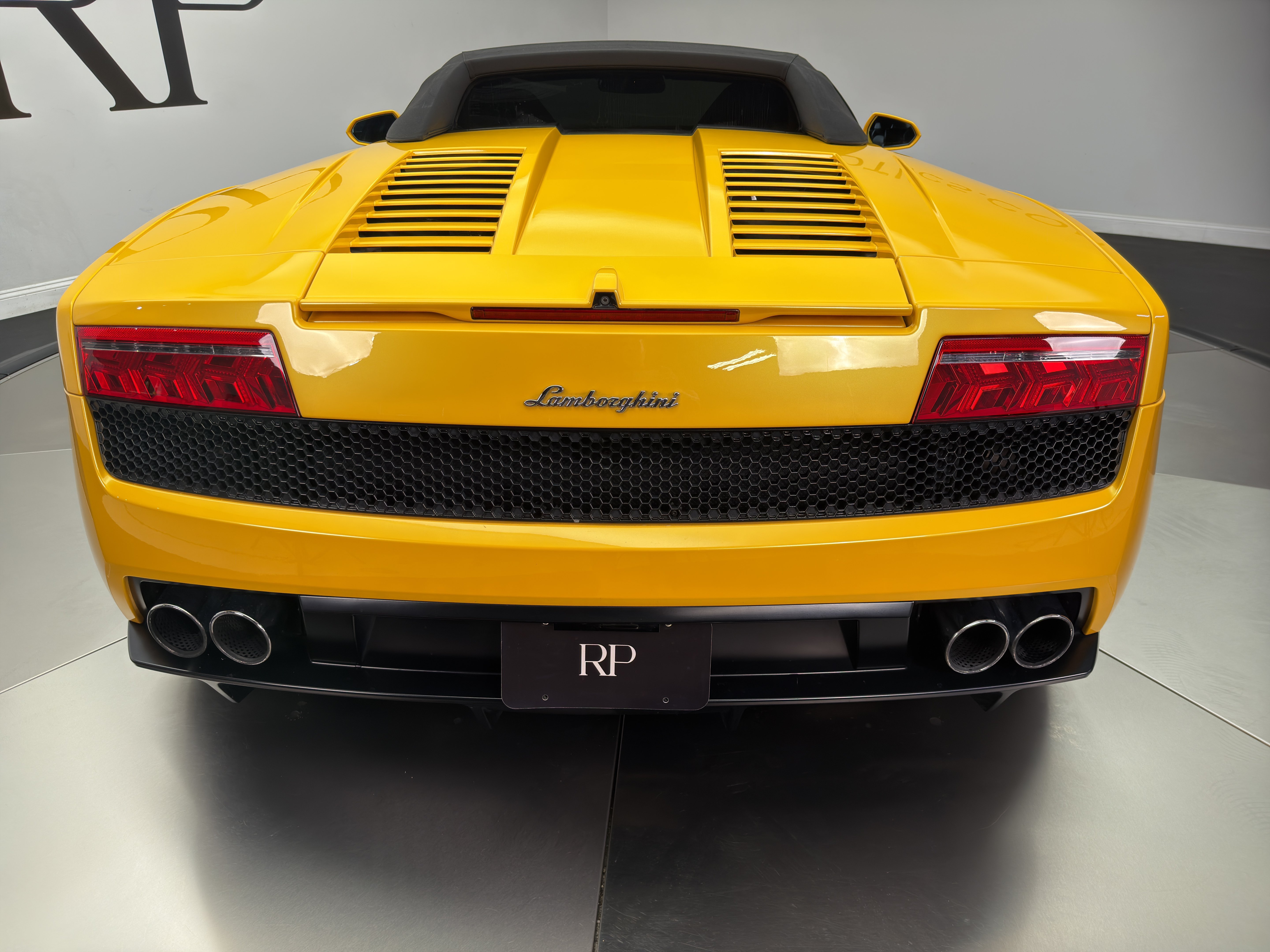 Used 2011 Lamborghini Gallardo LP 560-4 AWD/4WD image 19
