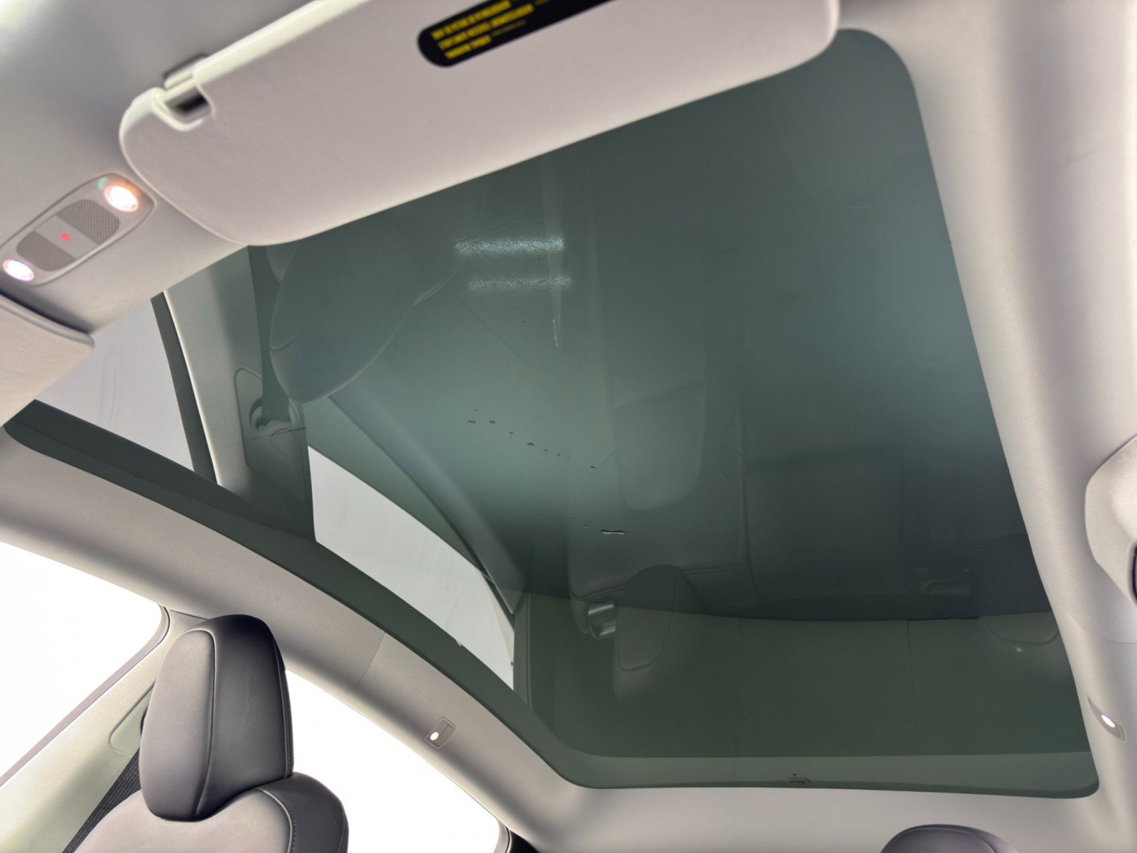 Used 2024 Tesla Model Y 2WD image 12