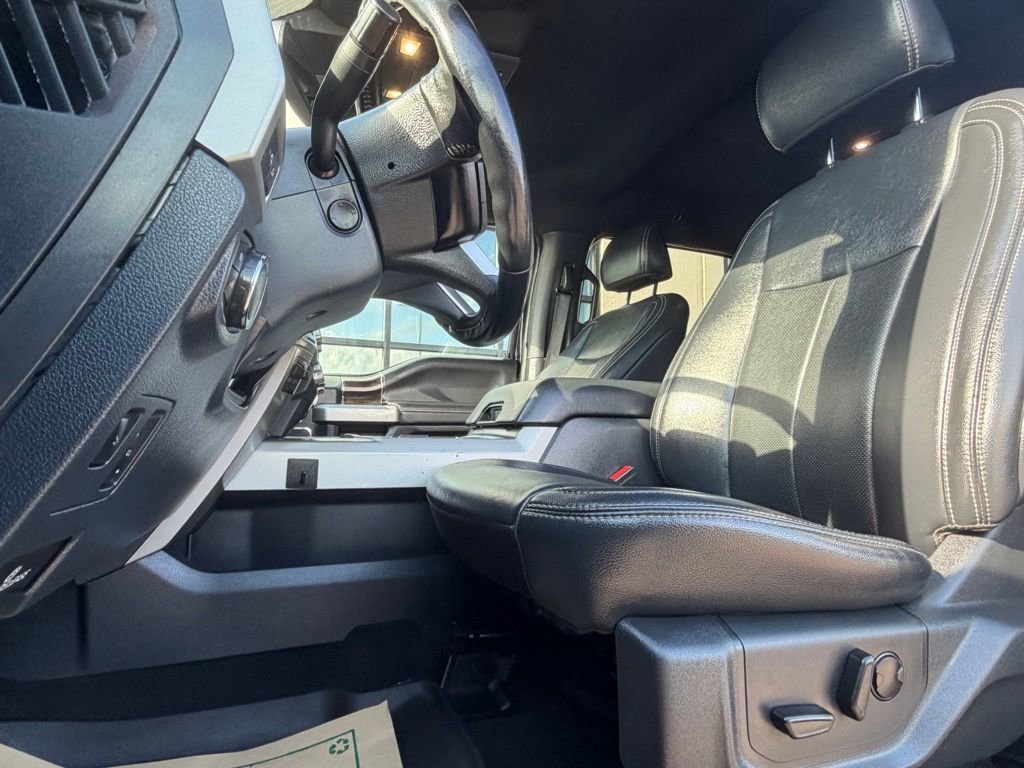Used 2022 Ford F350 Lariat w/ Lariat Ultimate Package AWD/4WD image 8