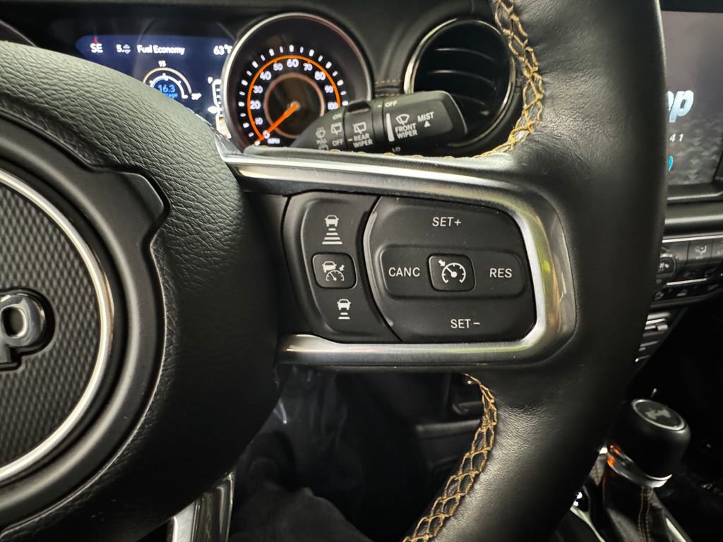 Used 2021 Jeep Wrangler Unlimited Sahara image 22