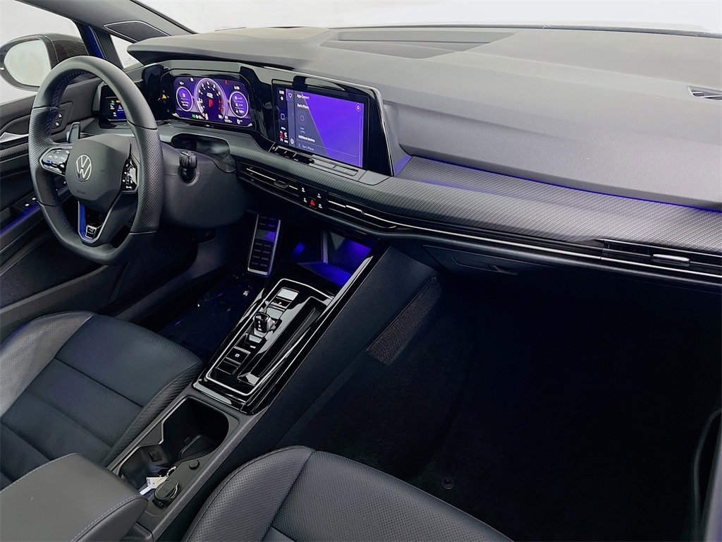 Used 2024 Volkswagen Golf R image 27