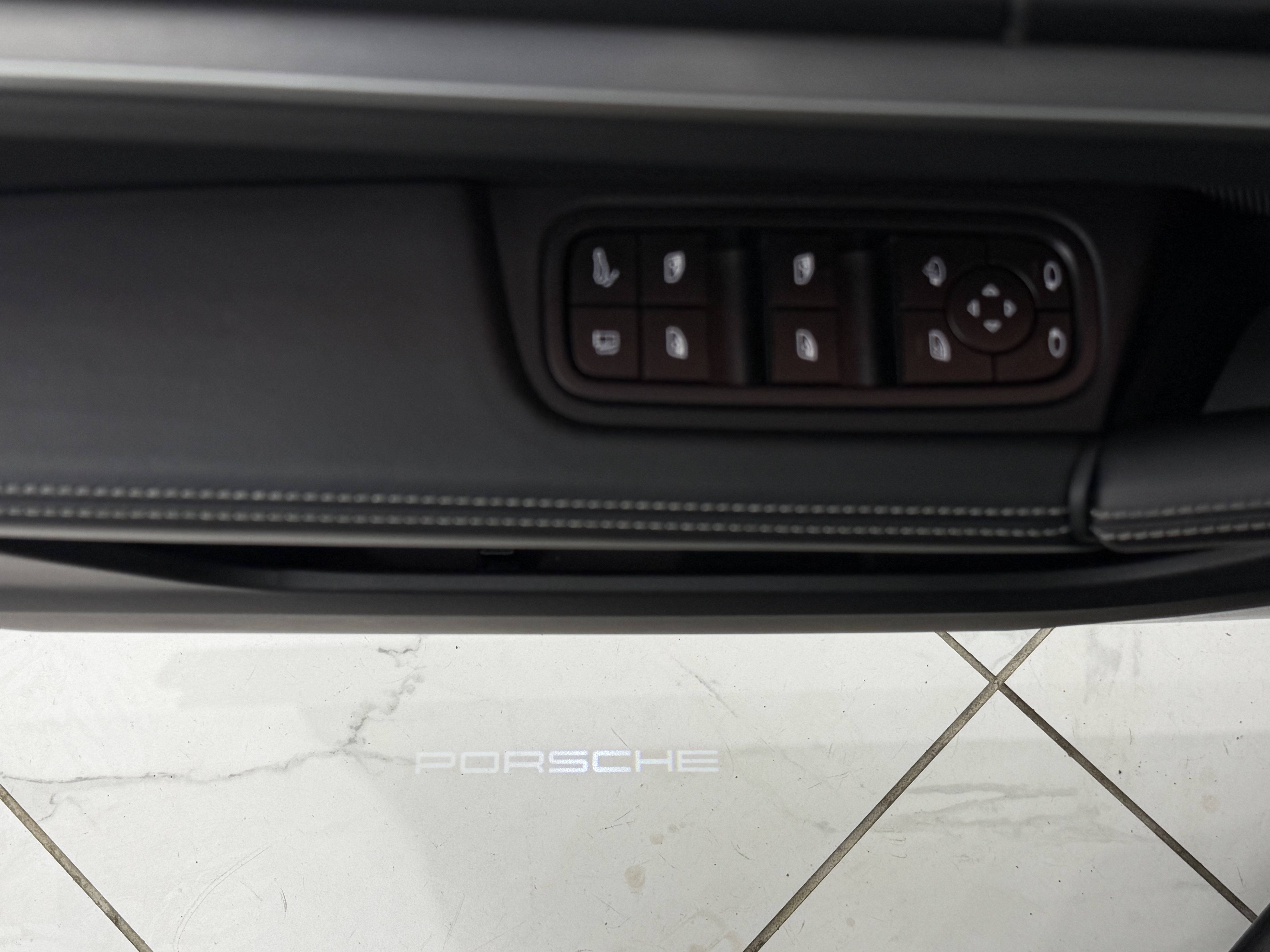 Certified 2026 Porsche Cayenne S AWD/4WD image 29