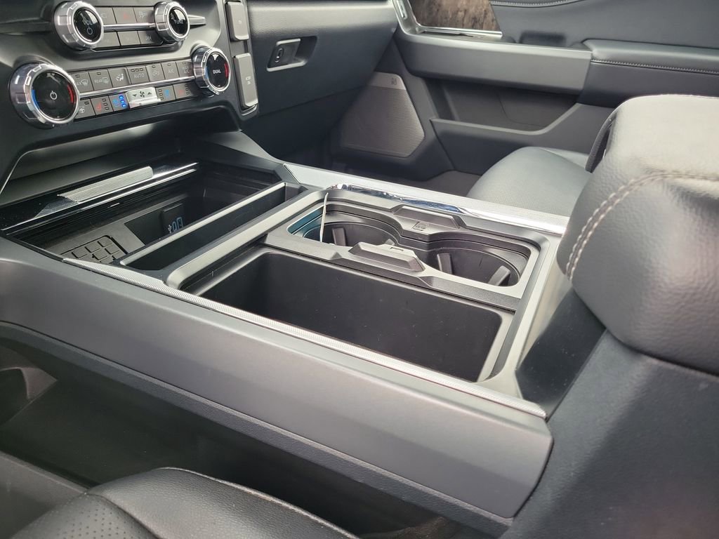 New 2025 Ford F350 Lariat w/ Lariat Ultimate Package image 28