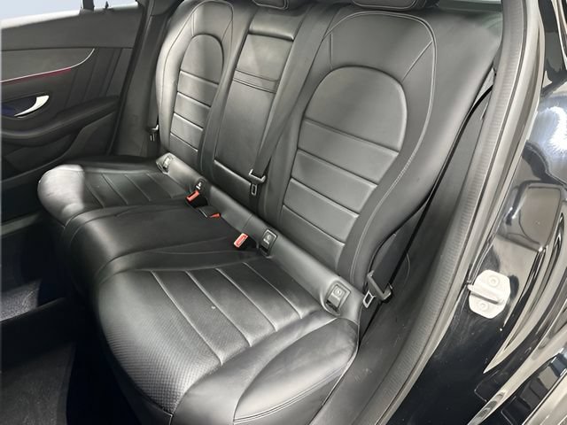 Used 2021 Mercedes-Benz GLC 300 4MATIC image 30