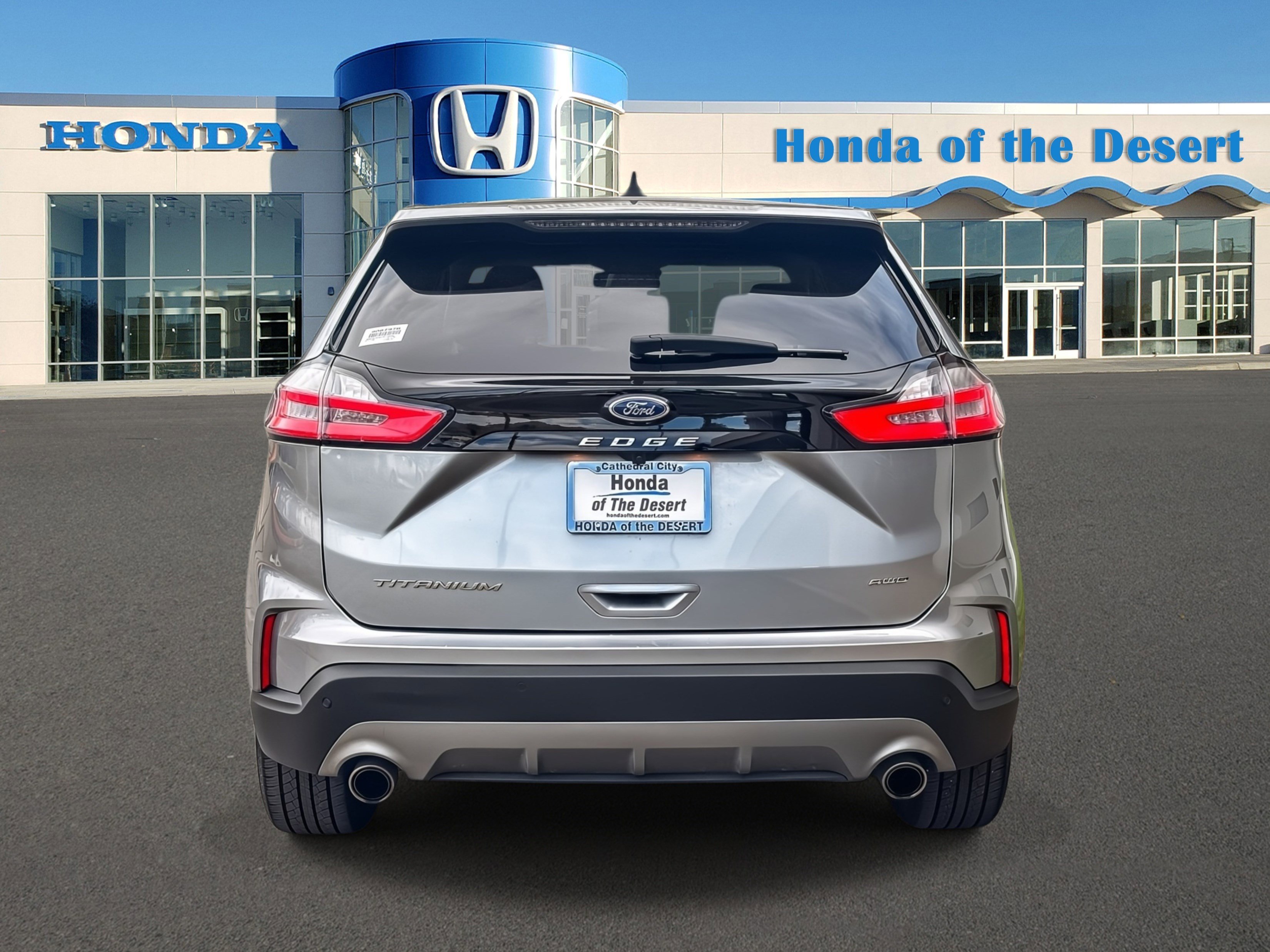 Used 2023 Ford Edge Titanium image 6