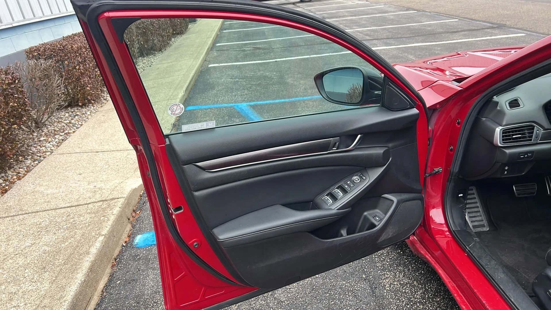 Used 2021 Honda Accord Sport image 13