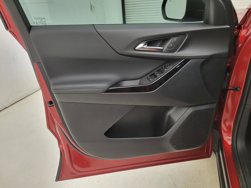 New 2026 Chevrolet Equinox LT w/ Midnight Edition image 22