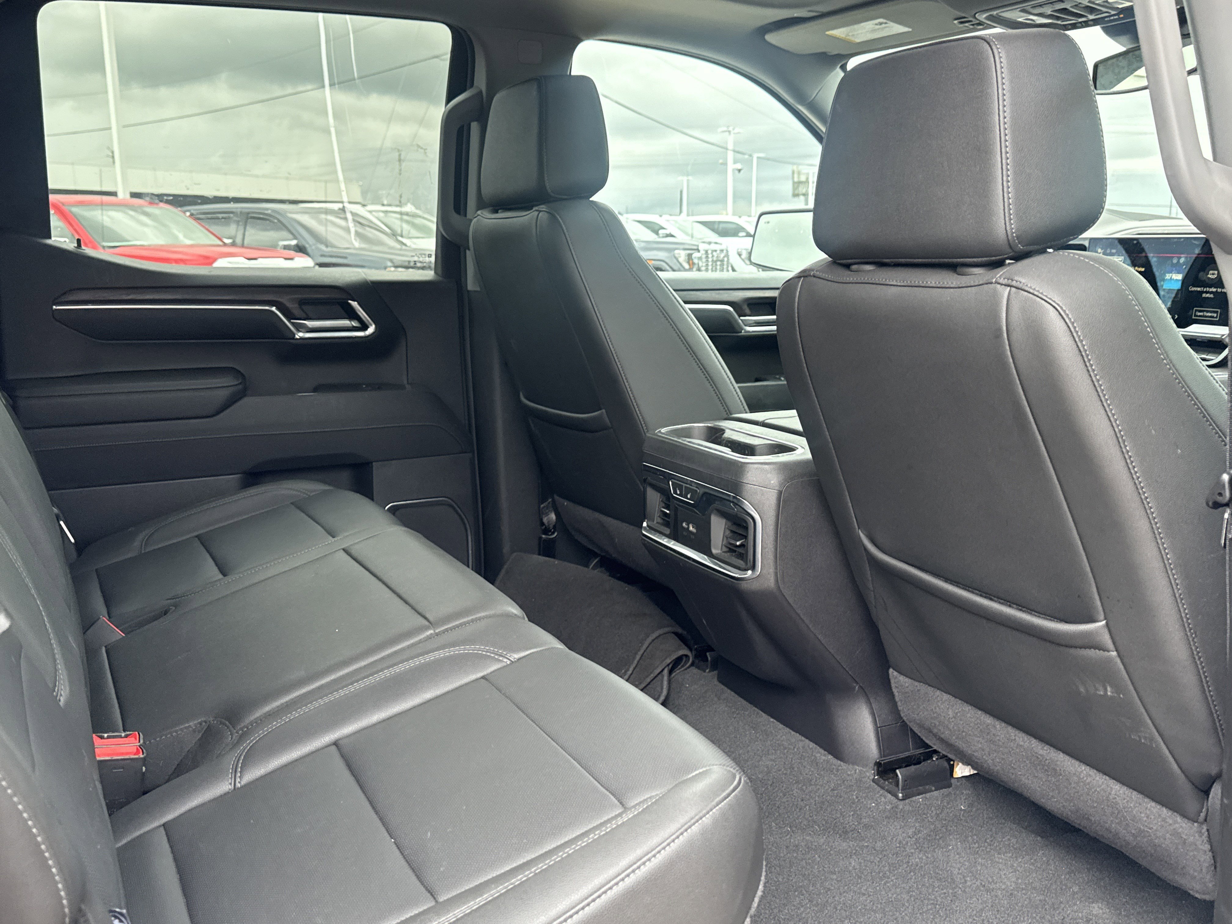 Used 2024 GMC Sierra 1500 SLT RWD image 15