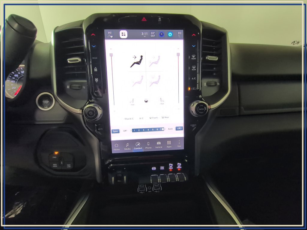 New 2026 RAM 2500 Big Horn AWD/4WD image 12