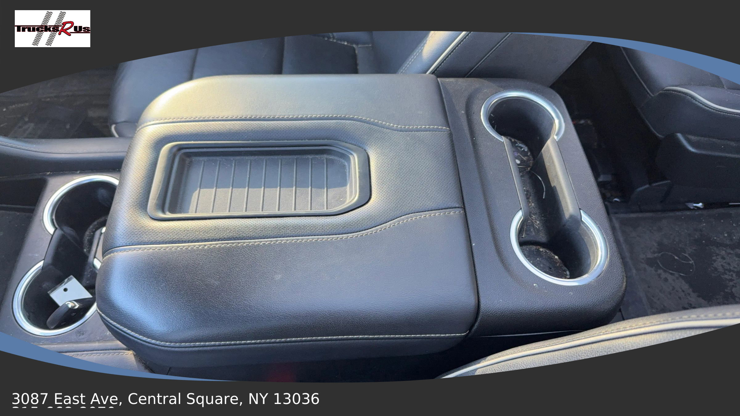 Used 2021 GMC Yukon XL SLT w/ SLT Luxury Plus Package image 18