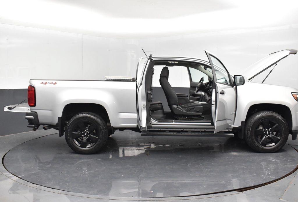 Used 2018 Chevrolet Colorado LT AWD/4WD image 36