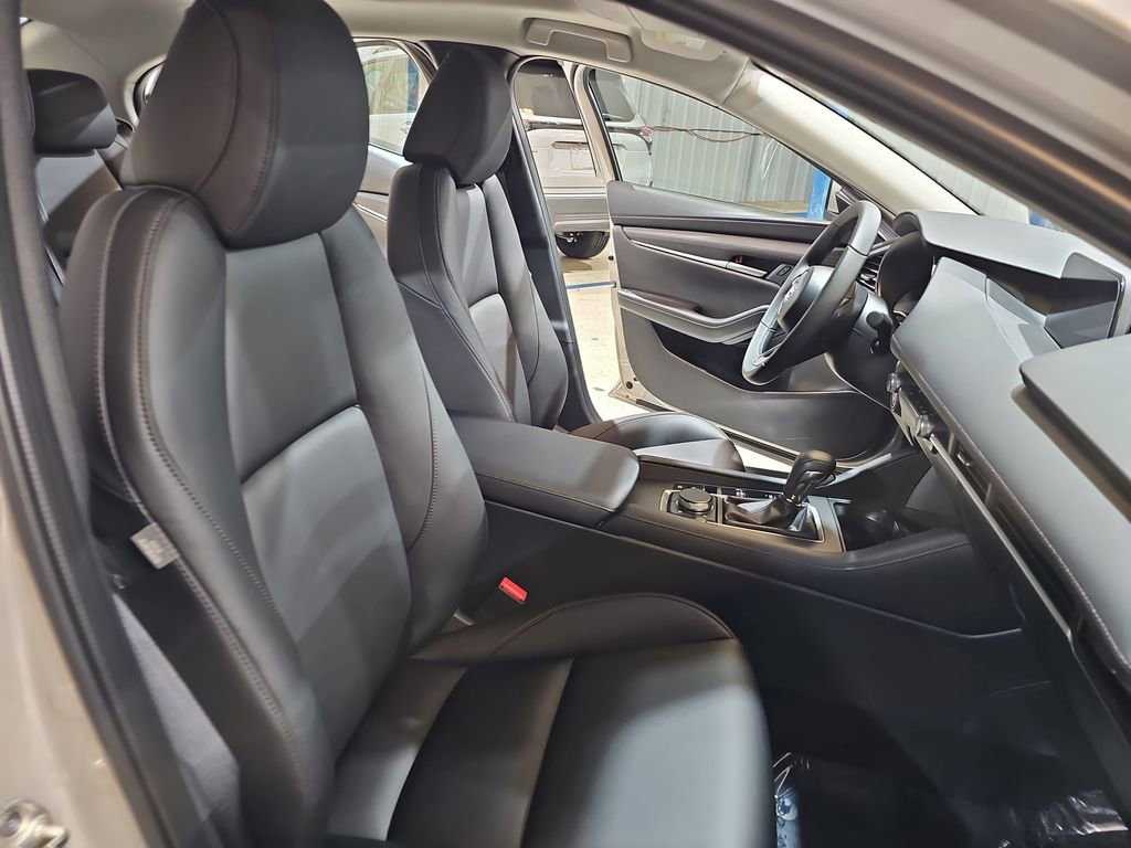 New 2026 MAZDA MAZDA3 2.5 S Sedan w/ Preferred Pkg image 10