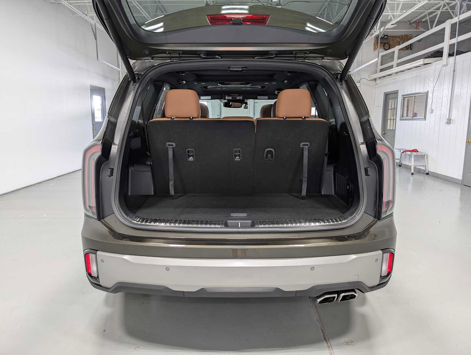 Certified 2023 Kia Telluride SX X-Pro AWD/4WD image 43