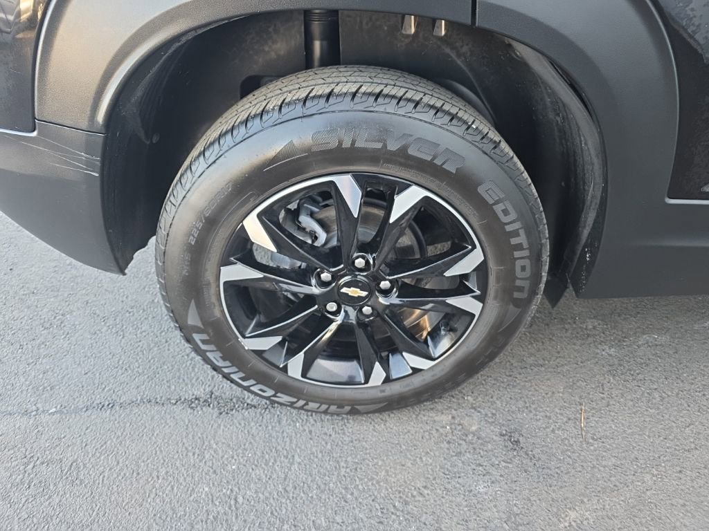 Used 2022 Chevrolet TrailBlazer LT w/ LPO, Blackout Package image 30