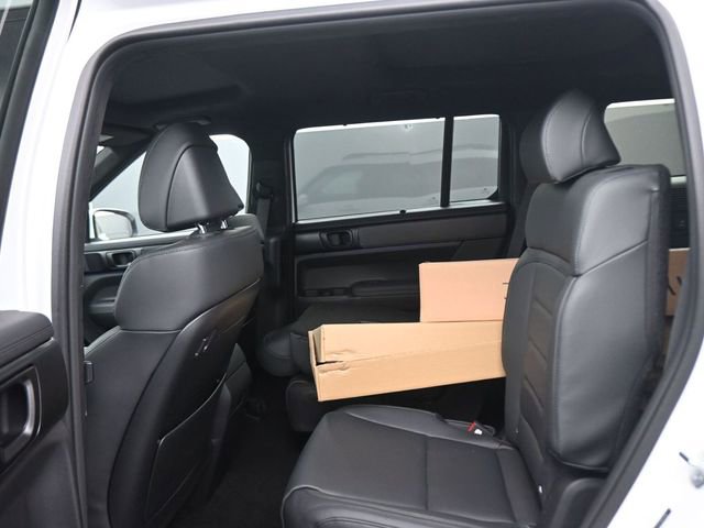 New 2026 Hyundai Santa Fe Calligraphy AWD/4WD image 16