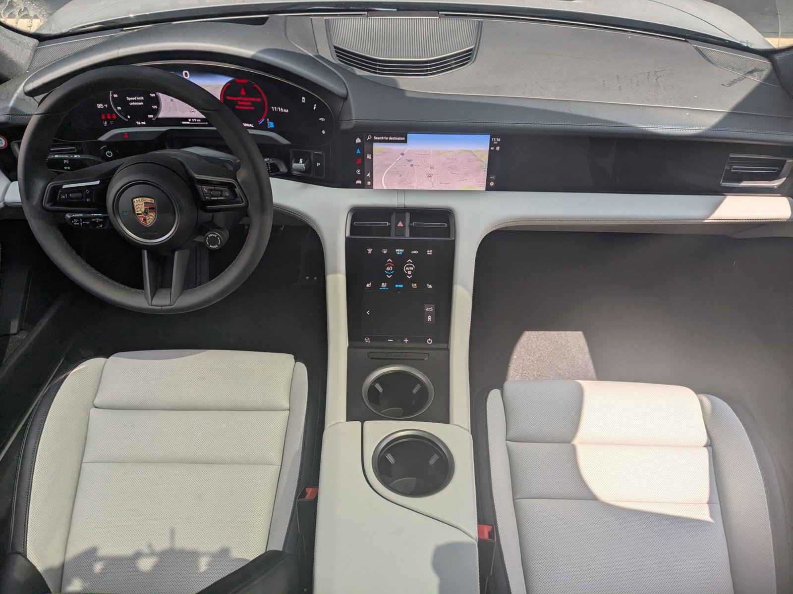 New 2025 Porsche Taycan image 22