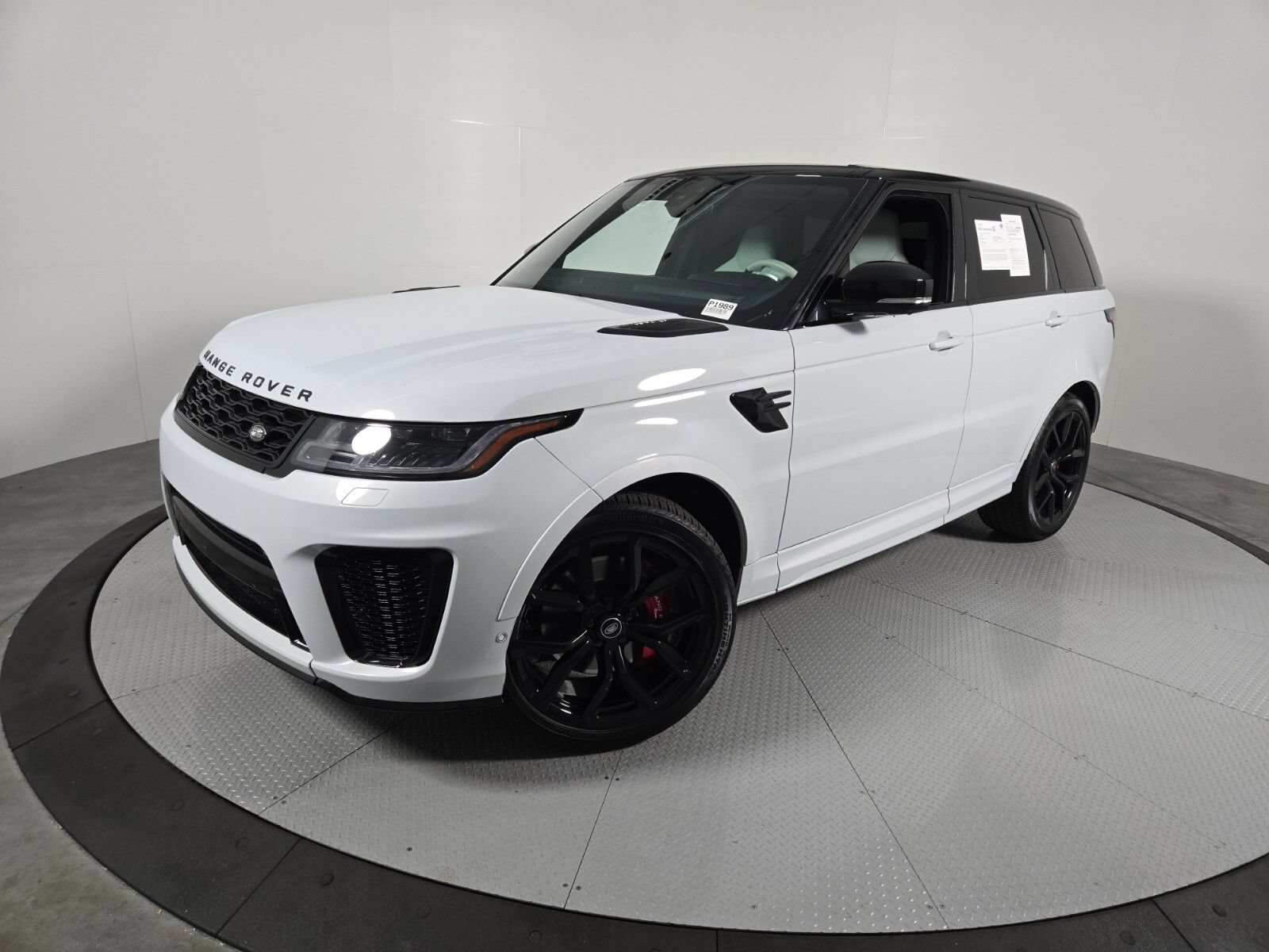 Used 2022 Land Rover Range Rover Sport SVR AWD/4WD image 1