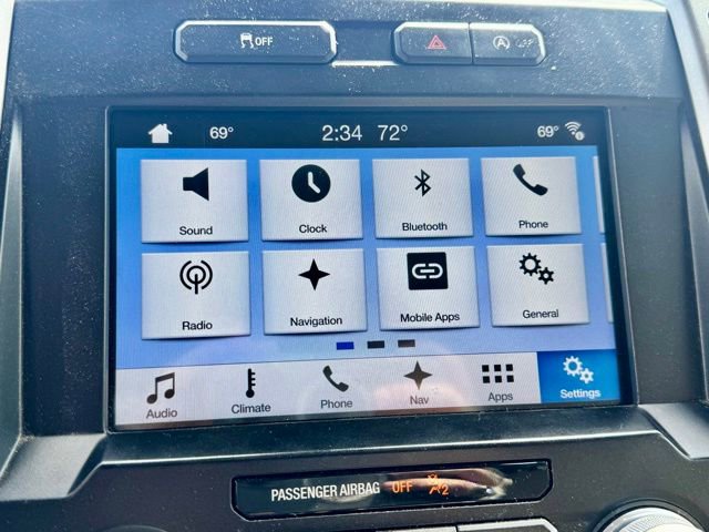 Used 2017 Ford F150 Lariat w/ Equipment Group 502A Luxury AWD/4WD image 25