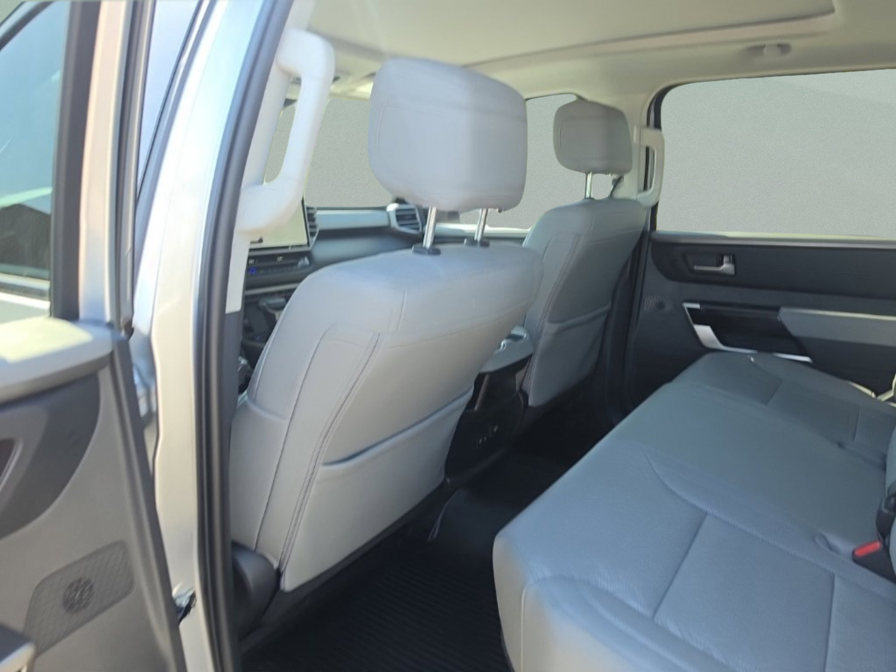 Used 2024 Toyota Tundra Limited w/ Power Package AWD/4WD image 21
