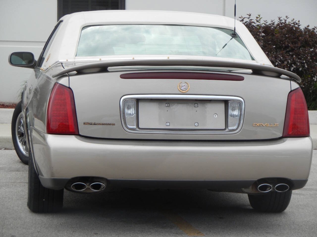 Used 2002 Cadillac De Ville FWD image 14
