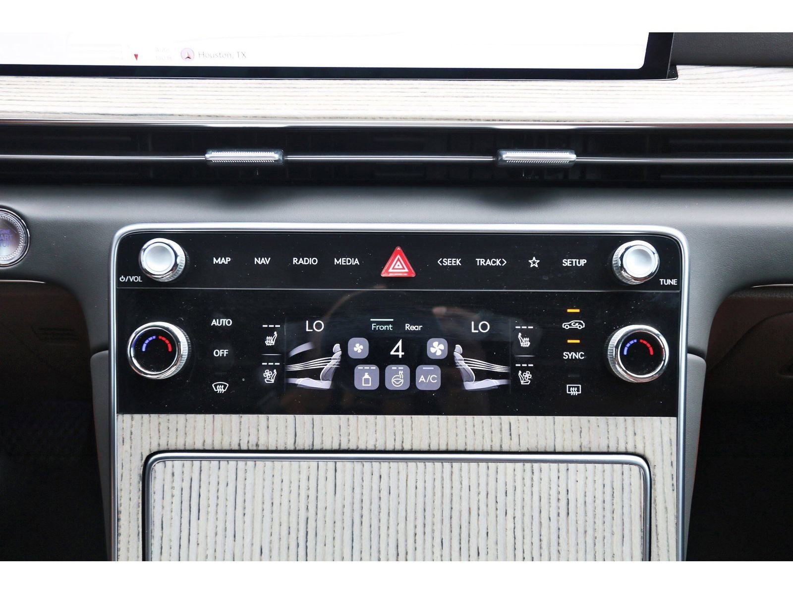 Used 2025 Genesis GV80 3.5T Prestige AWD/4WD image 27