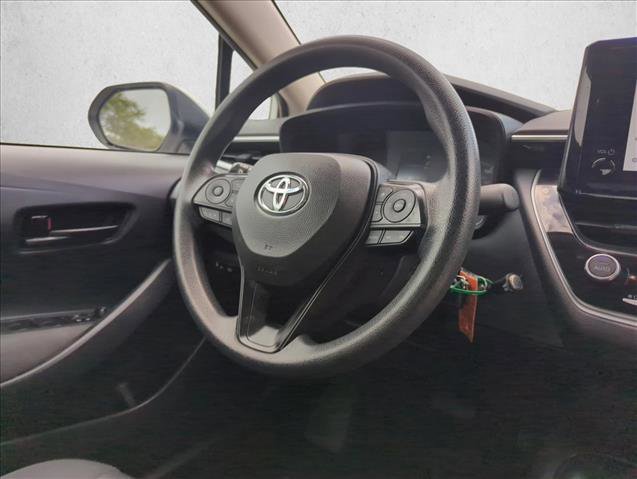 Used 2023 Toyota Corolla LE FWD image 28