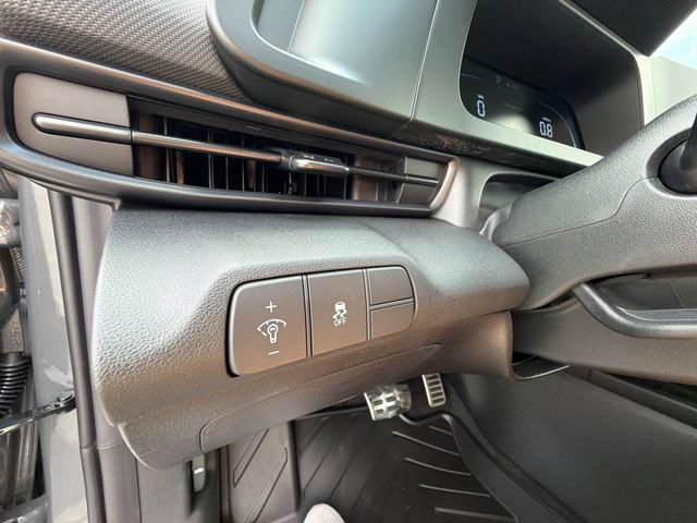 New 2026 Hyundai Elantra SEL Sport FWD image 25