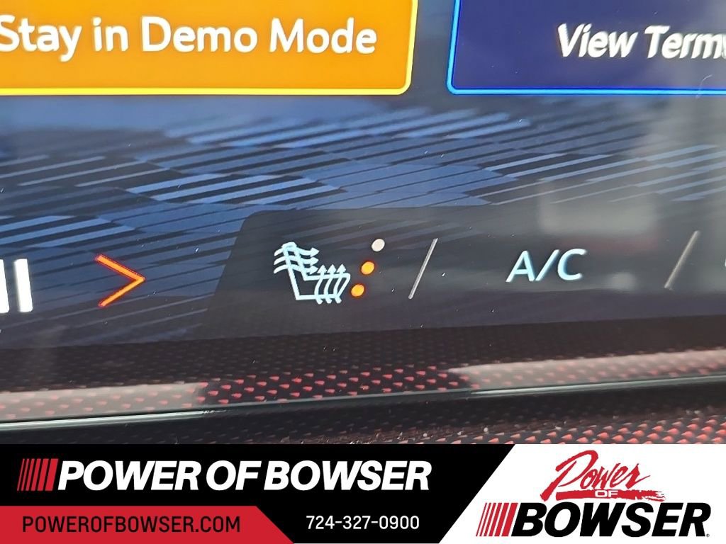 New 2026 Chevrolet Traverse Z71 image 7