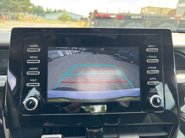 Used 2022 Toyota Camry LE FWD image 16