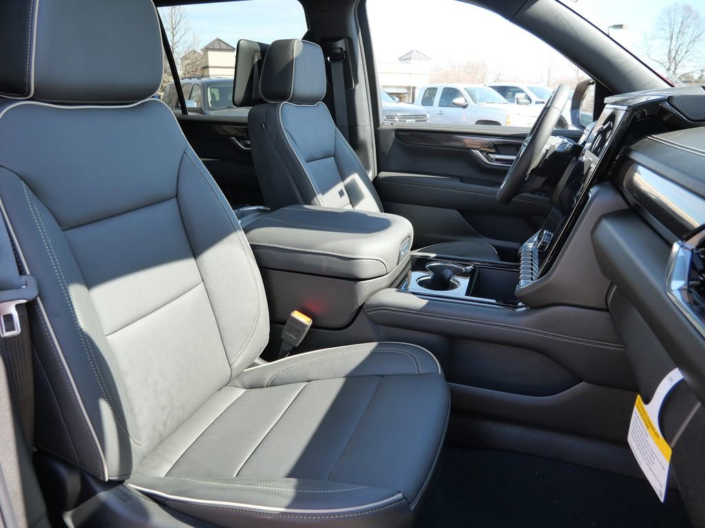 New 2026 GMC Yukon XL Elevation w/ Elevation Premium Package AWD/4WD image 23