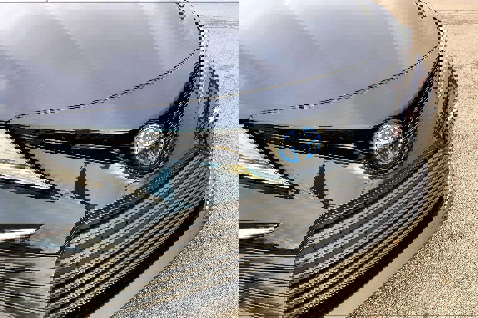 Used 2021 Toyota Camry XLE image 30