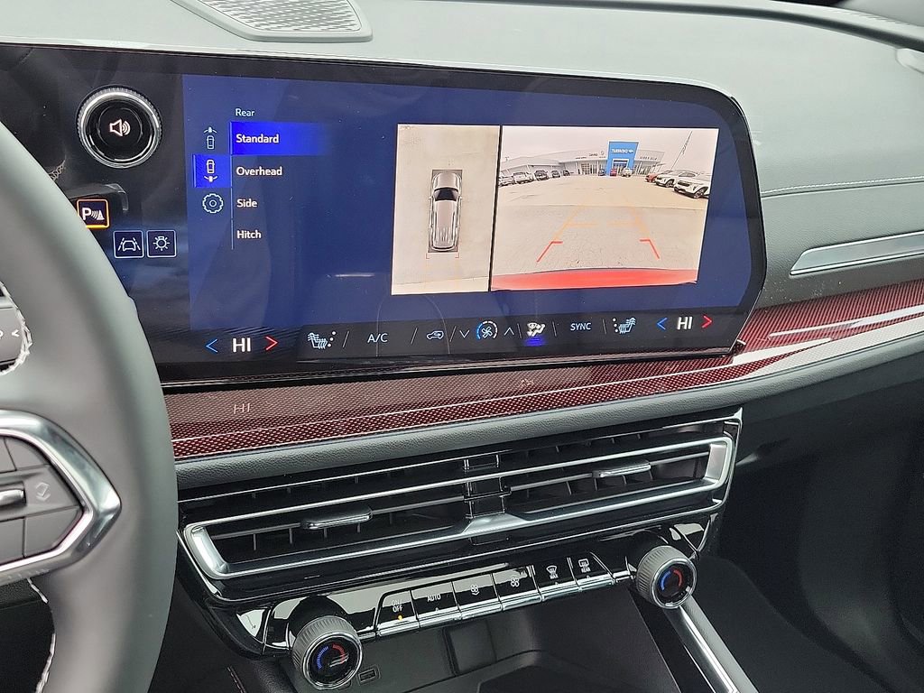 New 2026 Chevrolet Traverse Z71 w/ Enhanced Driving Package image 17