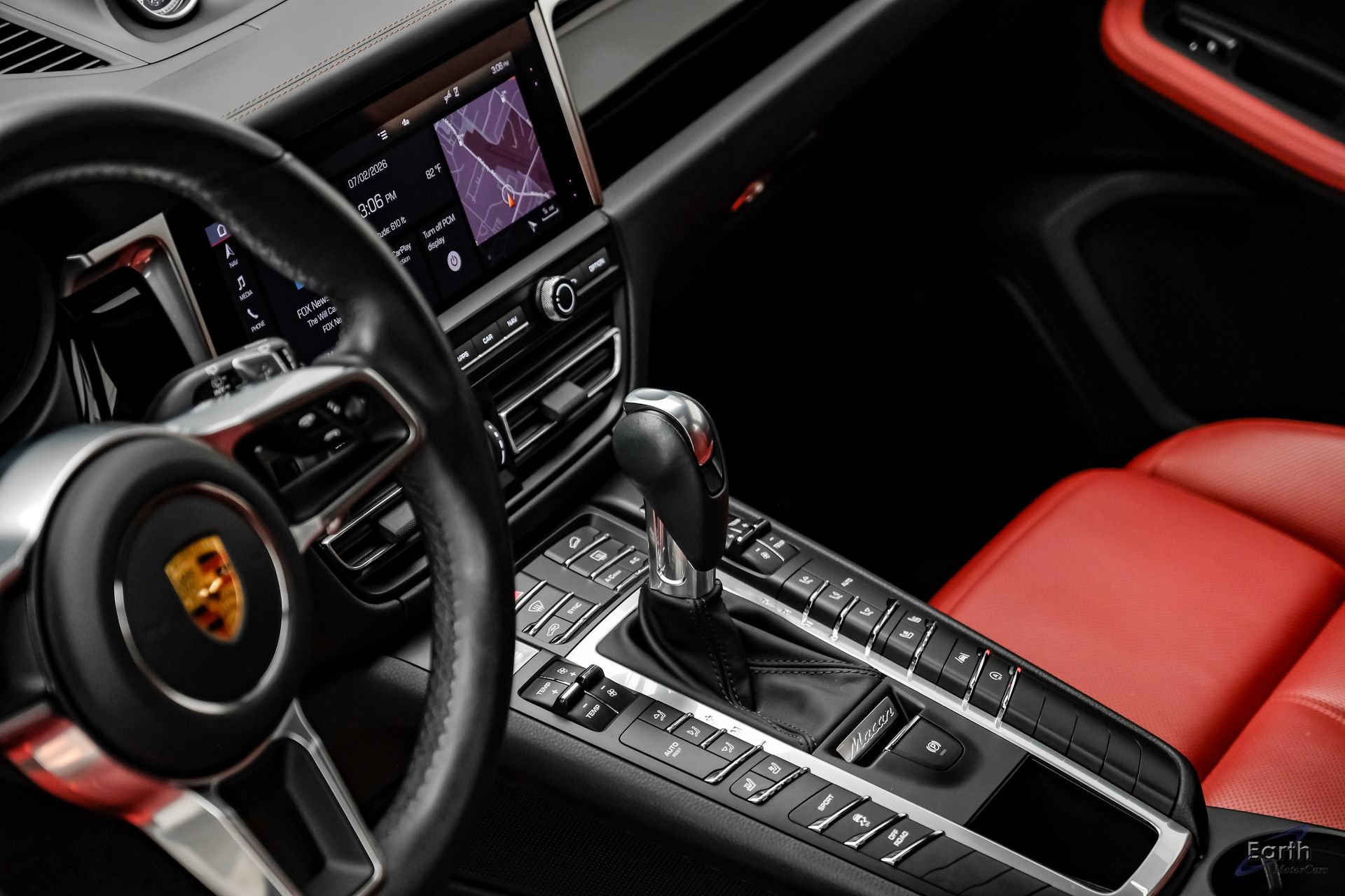 Used 2021 Porsche Macan AWD/4WD image 49