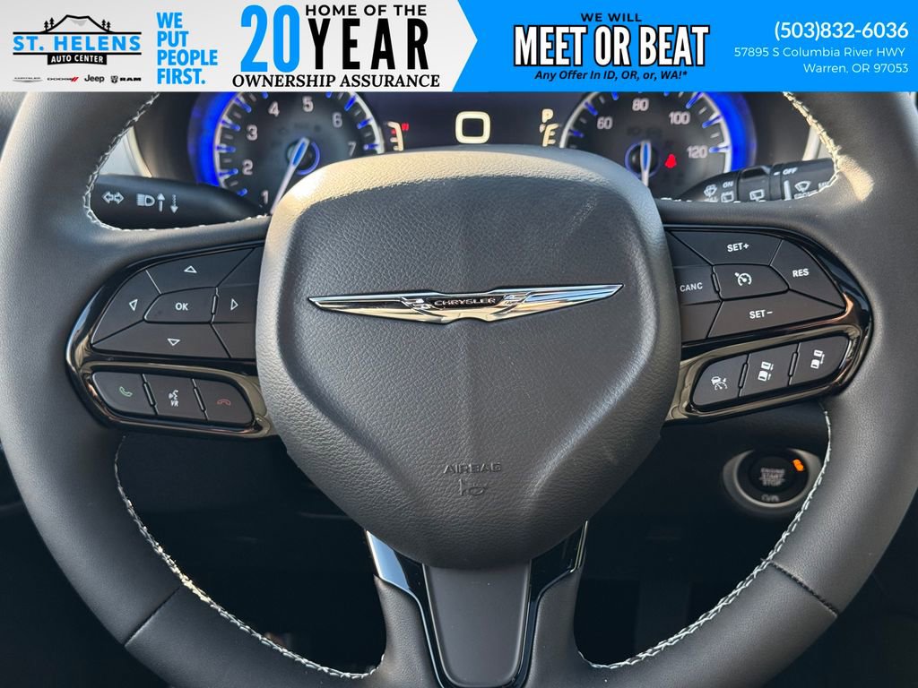 New 2026 Chrysler Pacifica Limited image 24